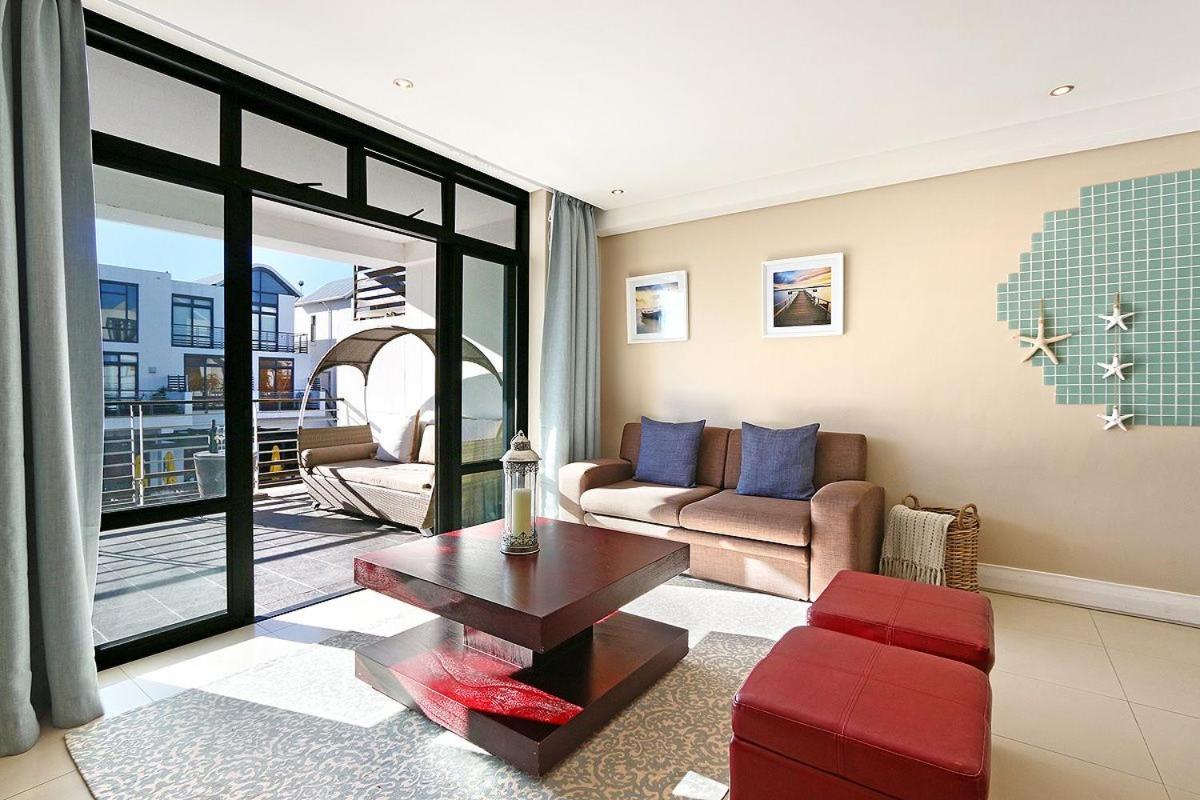 Eden On The Bay 118 By Hostagents Apartment Bloubergstrand Exterior photo